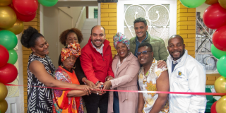 Imagen de la inauguración de la casa Afro