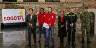 Foto de la rueda de prensa liderada por el alcalde Carlos Fernando Galán en la que se dieron a conocer resultados en materia de seguridad en 2025.