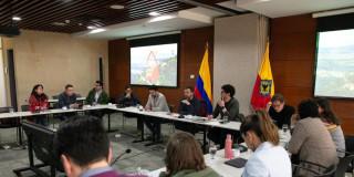 Foto del Consejo de Gobierno de Bogotá para análisis tras situación en Venezuela.