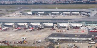 Foto panorámica del Aeropuerto Internacional El Dorado de Bogotá.