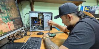 Conoce la Compuflex el comercio cercano a obras del Metro de Bogotá