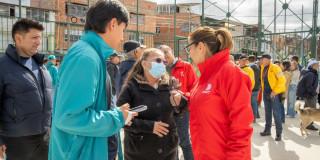Foto del proceso de socialización del contrato y obras de parque Guacamayas en San Cristóbal.
