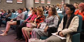 Foto del diálogo ciudadano sobre los cursos gratis del ofrecidos por el IPES durante 2025.