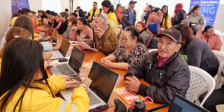 Imagen de personas en un espacio de Ingreso Mínimo Garantizado