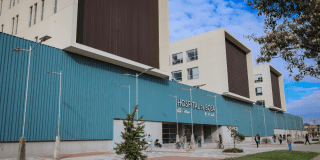 Imagen de la entrada principal del Hospital de Bosa