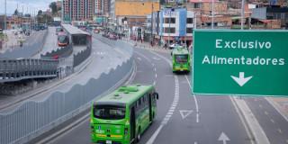 Foto de buses de TransMilenio