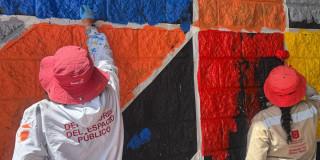 Personal del DADEP en actividades de recuperación de espacios públicos