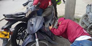 Verificación de motocicleta durante megatoma en Rafael Uribe Uribe