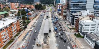 Foto de un frente de obra calle 100.