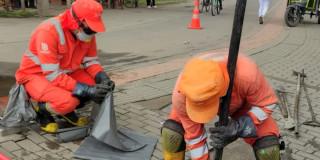 Foto que muestra trabajadores de Aguas Bogotá