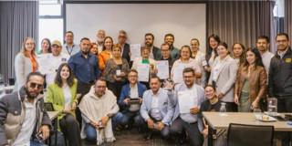 Foto de evento de reconocimiento a taxistas