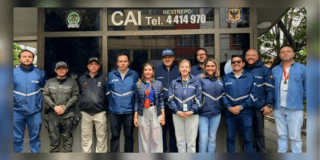 Foto de funcionarios de la Alcaldía Local de Antonio Nariño