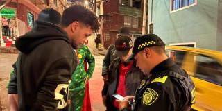 Entidades haciendo labores de verificación durante intervención en San Cristóbal.