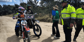 Imagen de la jornada de control y pedagogía en el Parque Distrital Ecológico de Montaña Cerro Seco