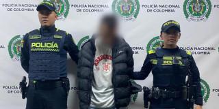 Hombre capturado por porte ilegal de armas.