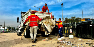 Imagen de un camión recolector de basuras