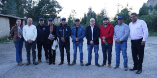 Imagen de los alcaldes posando para una foto