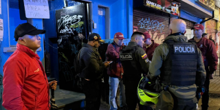 Foto de funcionarios del Distrito en operativo de seguridad