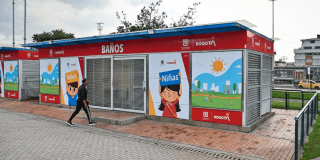 Imagen del nuevo módulo de baños públicos.