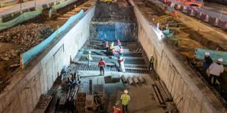 Foto obras del paso deprimido 100 con avenida Suba al norte de Bogotá.