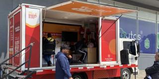 Foto de la Unidad Móvil de Atención de la Agencia Distrital de Empleo de Bogotá.