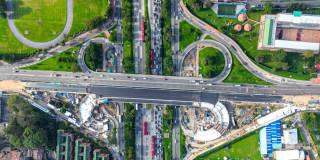 Foto aérea del puente de la autopista Norte con calle 153