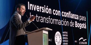 Foto del alcalde Carlos Fernando Galán durante su participación en el 9° Congreso de Capital Privado y Capital Emprendedor.