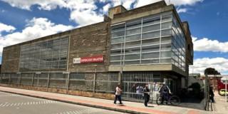 Fachada del Supercade de Engativá 