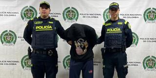 Hombre capturado tras actos obscenos.