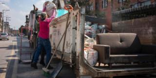 Foto que muestra un ecopunto ubicado en la ciudad