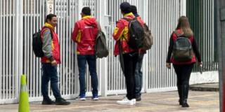 Foto que muestra personas reunidas en jornada de sensibilización 