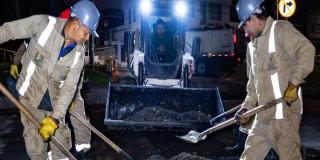 Foto de personal de la UMV en un frente de obra 