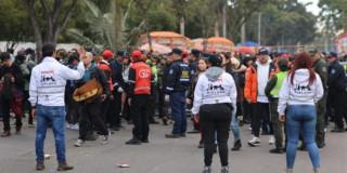 Equipo de gestoras y gestores de Diálogo Social durante manifestación ciudadana.