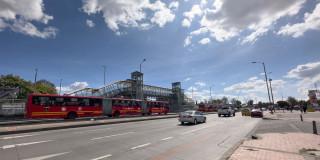 Foto de una vía en Bogotá