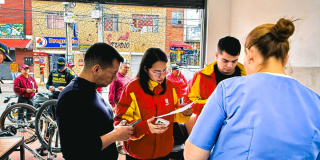 Foto de funcionarios del Distrito en operativo de seguridad