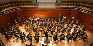 Imagen de la Orquesta Nueva Filarmonía en concierto