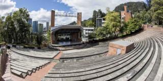 Foto panorámica del teatro al aire libre La Media Torta en Bogotá