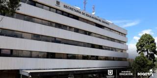 Fachada de la Secretaría de Educación 