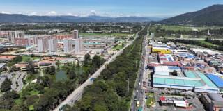 Foto aérea de la autopista Norte entre calles 191 y 245 en Bogotá.