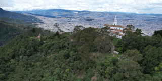 Imagen panorámica de Monserrate
