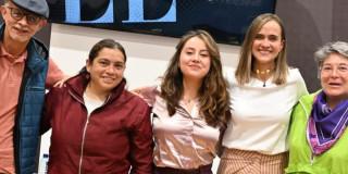 Secretaria de la Mujer, Laura Tami, junto a participantes del foro 'La brecha invisible', de El Espectador, en la FILBo 2026.
