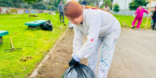 Foto de funcionarios del Distrito en operativo de limpieza