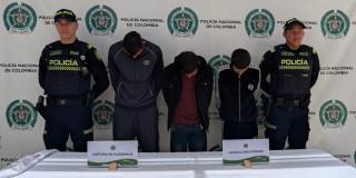 Tres capturados por hurto y daño en bien ajeno en Puente Aranda