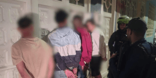 Imagen de los cuatro hombres capturados