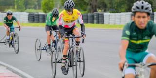 Paraciclista compitiendo en Copa Nacional de Tocancipá