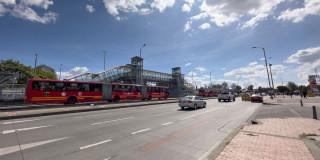 Foto de un bus de TransMilenio