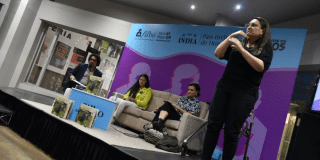 Imagen de los participantes de la charla en la FILBo 2026