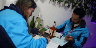 Foto de funcionarios del Distrito en operativo de seguridad