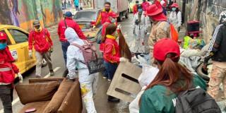 Foto del operativo de recuperación de espacio público Los Mártires, centro de Bogotá.