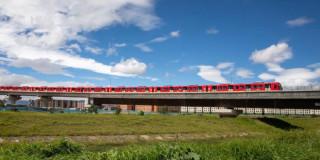 Foto de un tren del Metro 